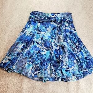 GORGEOUS Bohemian cotton skirt, size 10